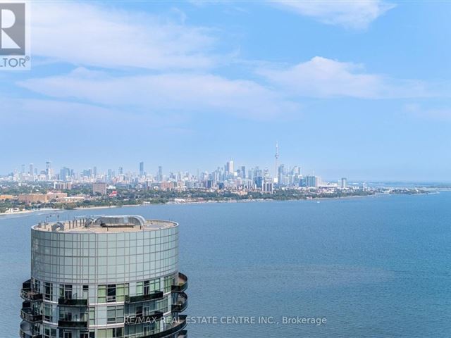 Lago at the Waterfront - 3808 56 Annie Craig Drive - photo 2