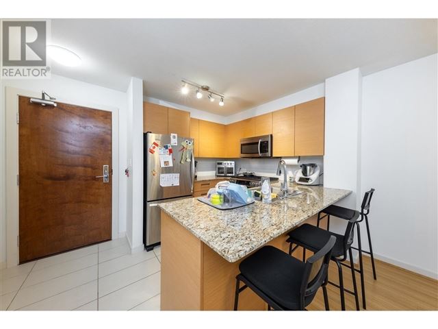 MacPherson Walk West - 307 5661 Irmin Street - photo 3