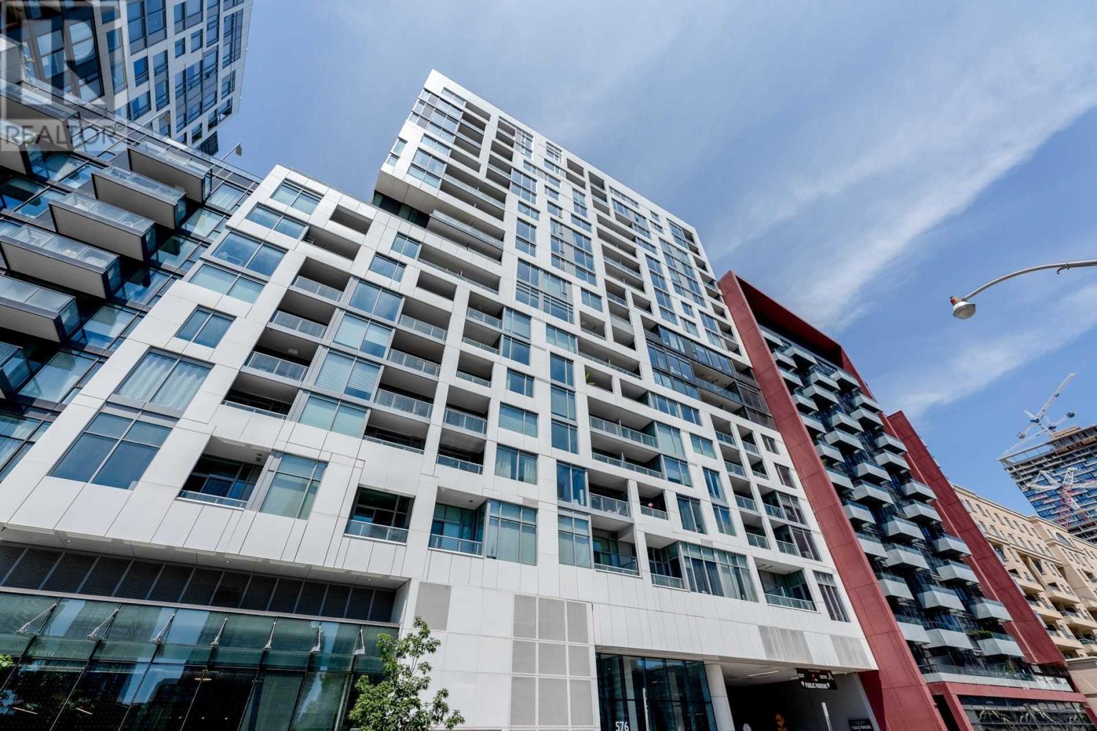 576 Front Street West, Unit 1701, Toronto — For rent @ $4,950 ...