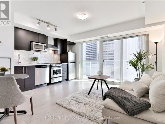 Neon Condos - 908 58 Orchard View Boulevard - photo 3