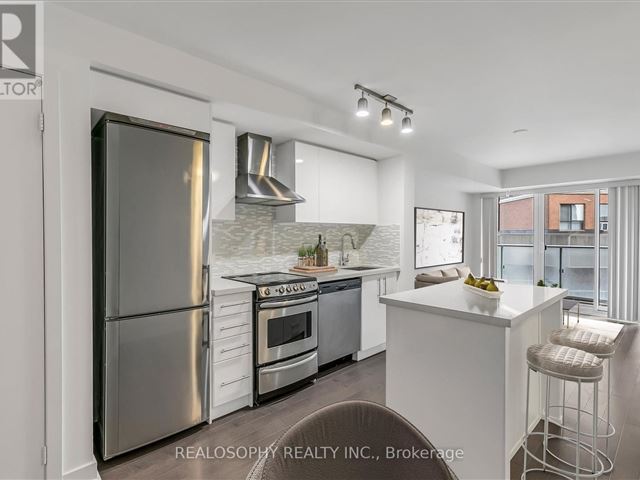 Neon Condos - 506 58 Orchard View Boulevard - photo 3