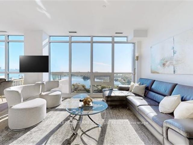 Ocean Club Waterfront Condominiums - 703 59 Annie Craig Drive - photo 2