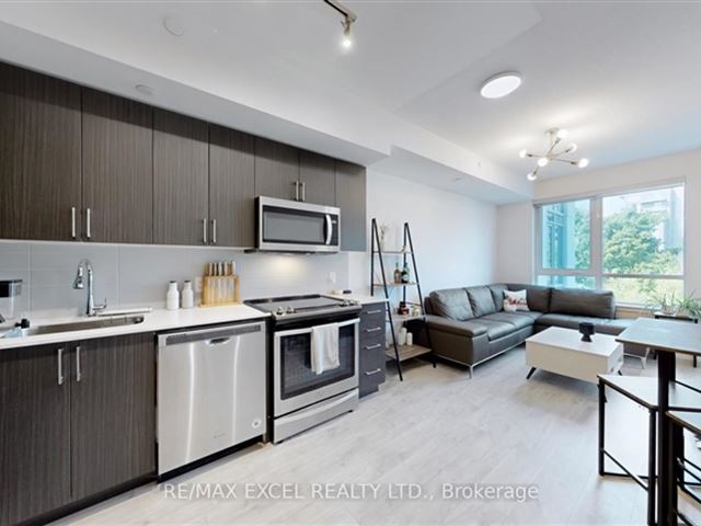 The Village Residences - 510 591 Sheppard Avenue East - photo 3