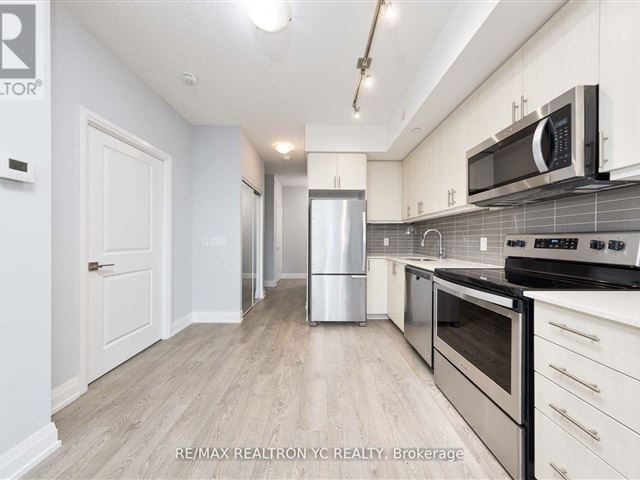 The Village Residences - 812 591 Sheppard Avenue East - photo 1