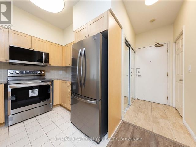 5940 Yonge - ph16 5940 Yonge Street - photo 3