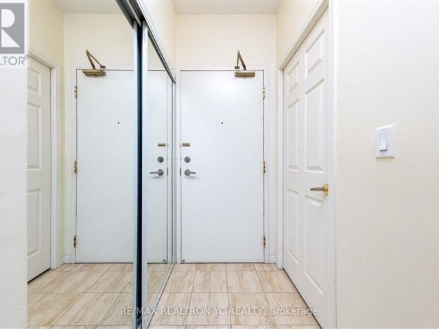 5940 Yonge - ph16 5940 Yonge Street - photo 2