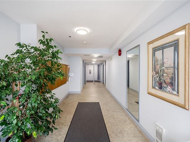 Windsor Place - 209 5955 177b Street - photo 3