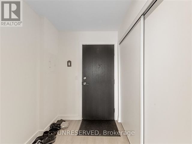 The Code Condos - 811 6 Parkwood Avenue - photo 3