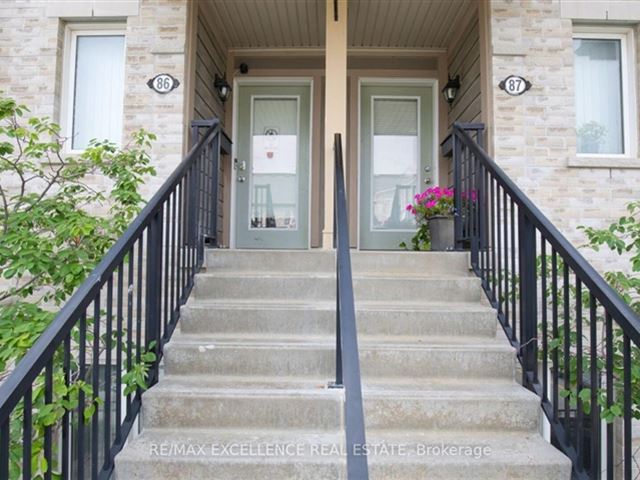 60 Fairwood Circle Condos - 86 60 Fairwood Circle - photo 3