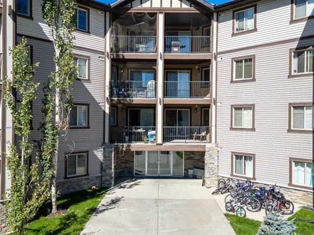 Panorama Pointe - 4102 60 Panatella Street Northwest - photo 2