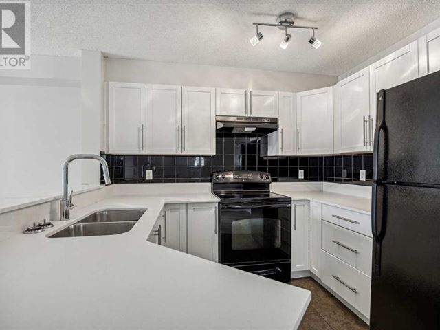 Panorama Pointe - 1109 60 Panatella Street Northwest - photo 2