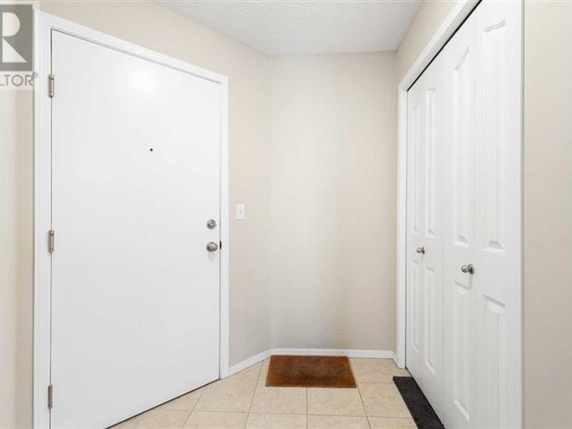 Panorama Pointe - 3422 60 Panatella Street Northwest - photo 2