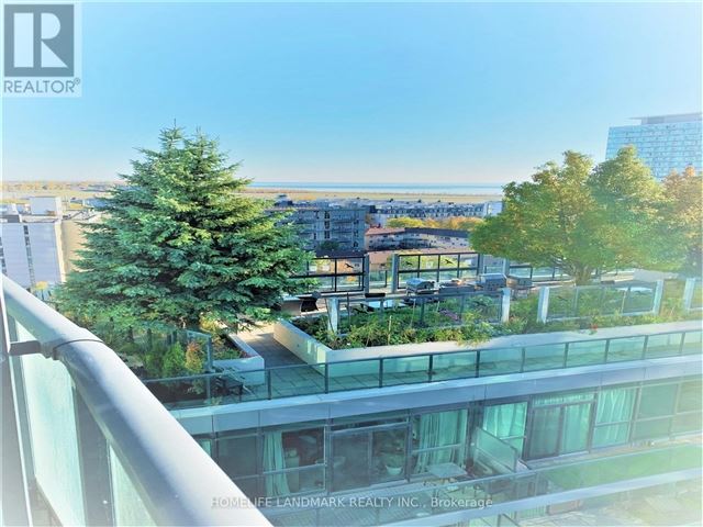 Malibu Condos at Harbourfront - 1409 600 Fleet Street - photo 2