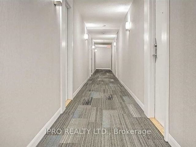 Malibu Condos at Harbourfront - 413 600 Fleet Street - photo 2