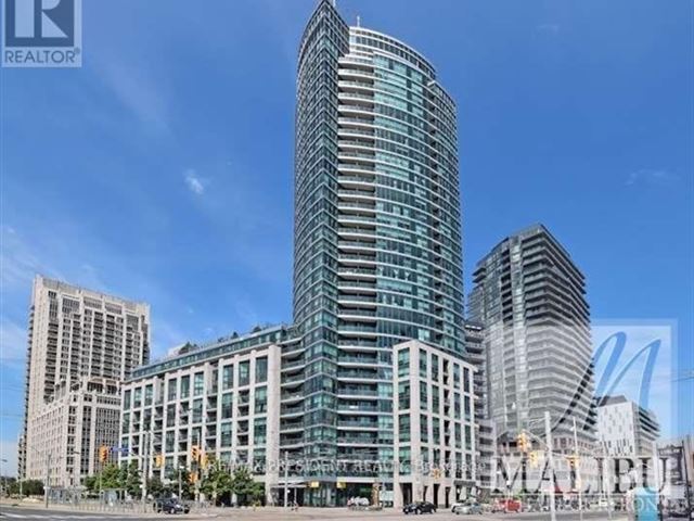 Malibu Condos at Harbourfront - 331 600 Fleet Street - photo 1