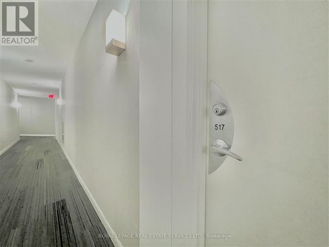 Malibu Condos at Harbourfront - 517 600 Fleet Street - photo 3