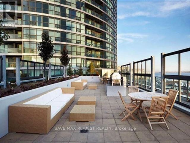 Malibu Condos at Harbourfront - 211 600 Fleet Street - photo 1