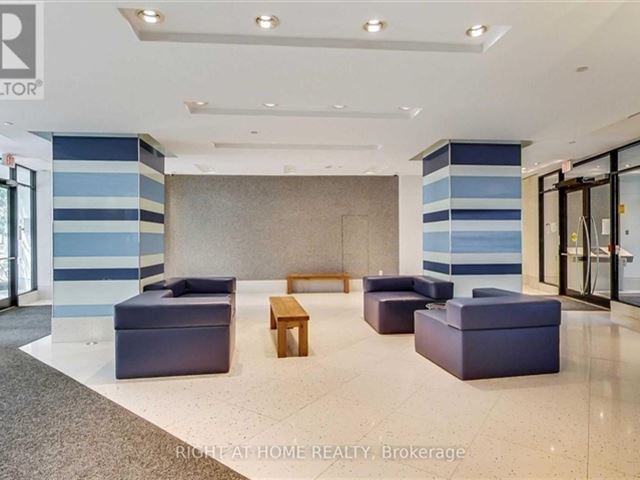 Malibu Condos at Harbourfront - 734 600 Fleet Street - photo 3