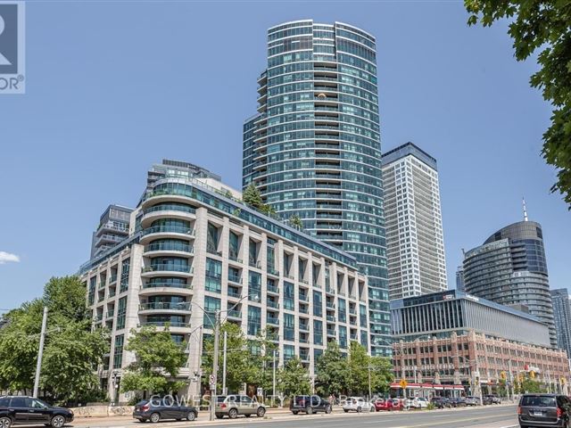 Malibu Condos at Harbourfront - 1310 600 Fleet Street - photo 2