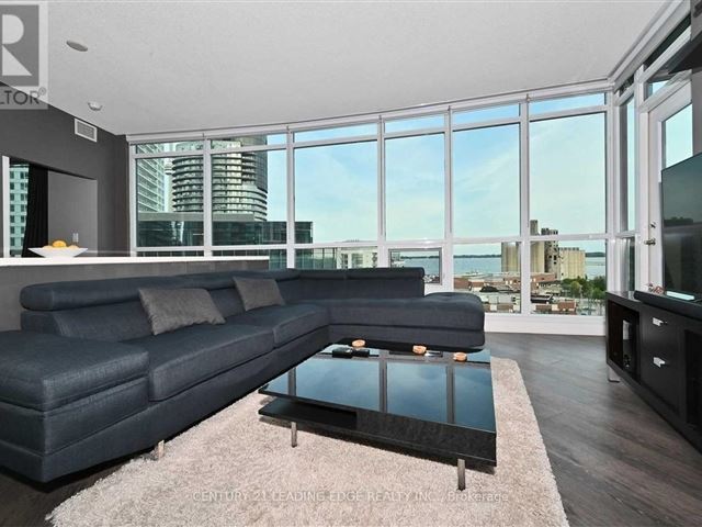 Malibu Condos at Harbourfront - 1104 600 Fleet Street - photo 1