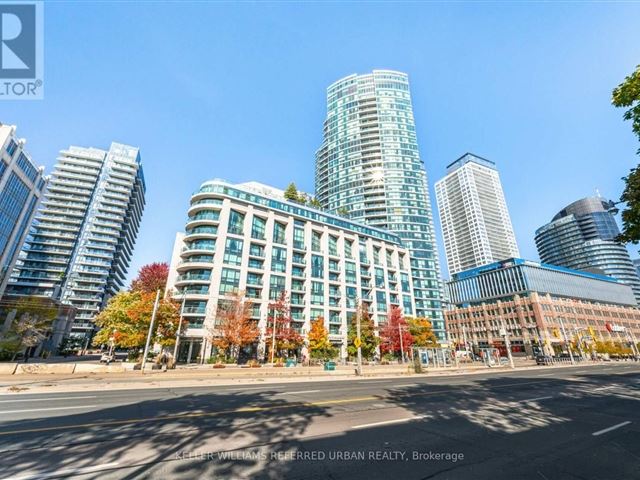 Malibu Condos at Harbourfront - 318 600 Fleet Street - photo 1