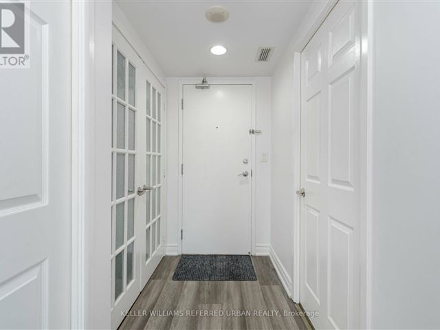 Malibu Condos at Harbourfront - 318 600 Fleet Street - photo 3