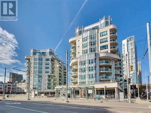 Queens Harbour - 209 600 Queens Quay West - photo 2