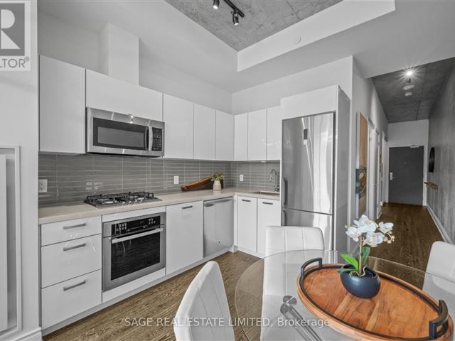 The Harlowe - 607 608 Richmond Street West - photo 3