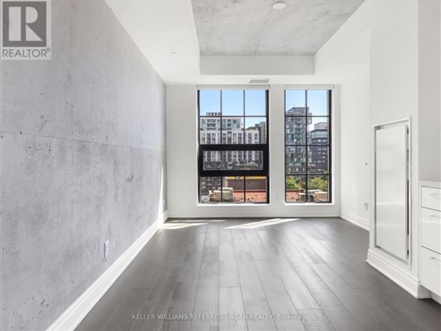 The Harlowe - 707 608 Richmond Street West - photo 1