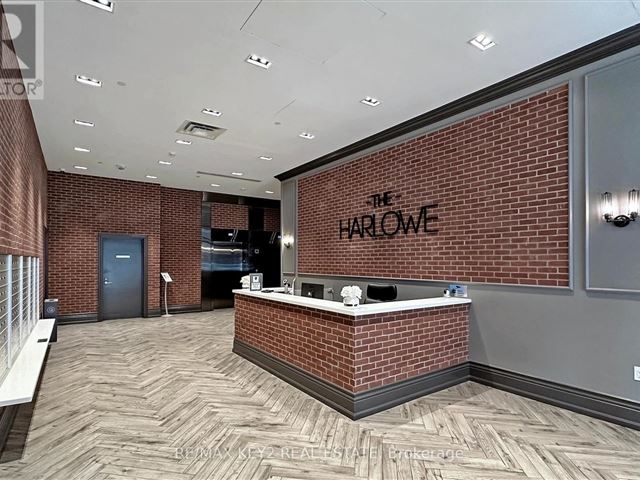 The Harlowe - 615 608 Richmond Street West - photo 3