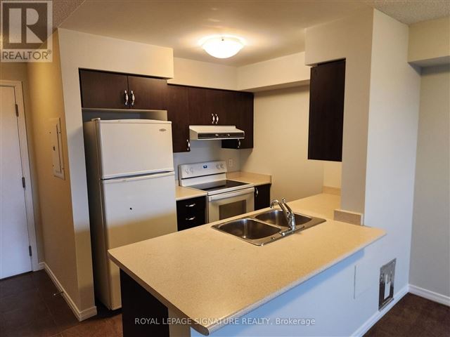 The Heintzman Place - 1507 60 Heintzman Street - photo 3