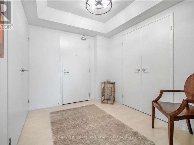 Granite Place - 409 63 Saint Clair Avenue West - photo 2