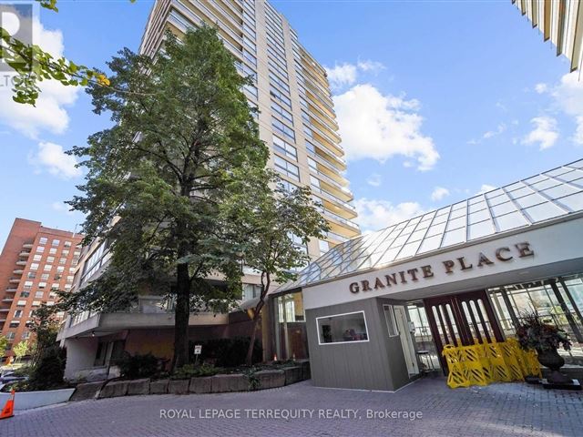 Granite Place - 108 63 Saint Clair Avenue West - photo 2