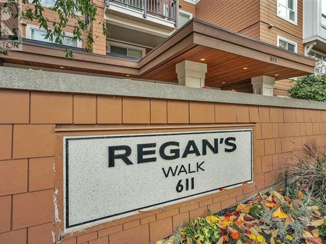 Regan's Walk - 314 611 Regan Avenue - photo 1