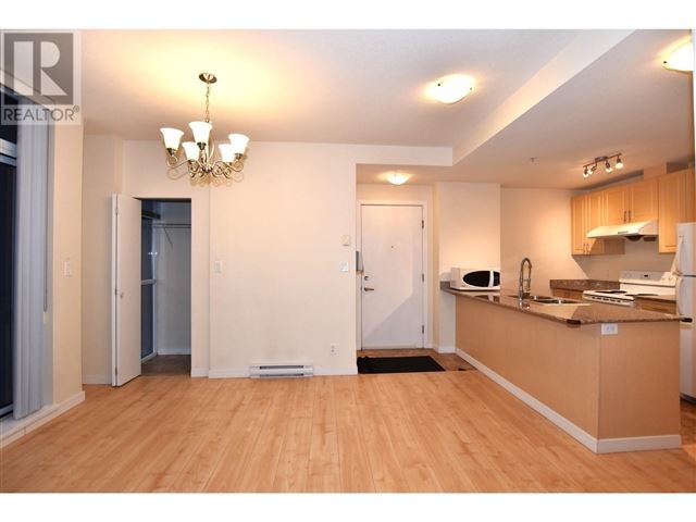 Merry Park - 505 6133 Buswell Street - photo 2