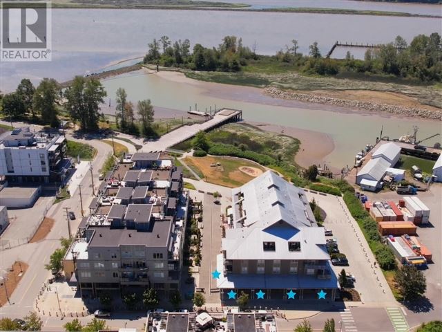 The Pier at London Landing - 120 6160 London Road - photo 1