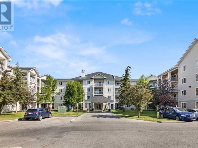 6224 17 Av Se - 2126 6224 17 Avenue Southeast - photo 2