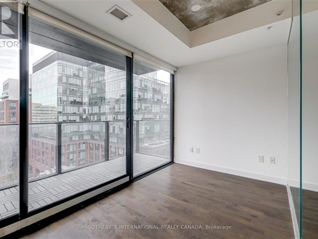 Thompson Residences - 1028 621 King Street West - photo 3