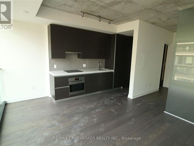 Thompson Residences - 720 621 King Street West - photo 3