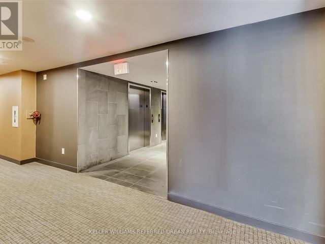 Thompson Residences - 922 621 King Street West - photo 2