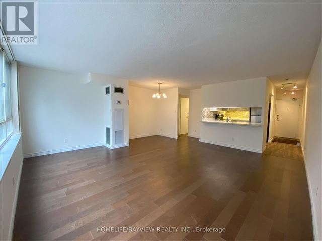 Horizon on Bay - 304 633 Bay Street - photo 2