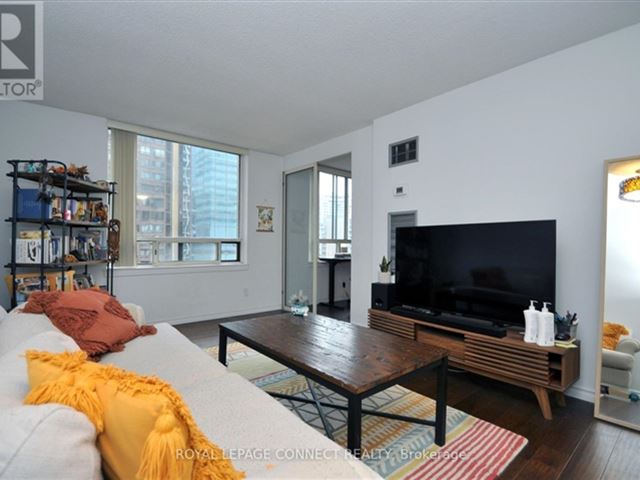 Horizon on Bay - 1112 633 Bay Street - photo 3