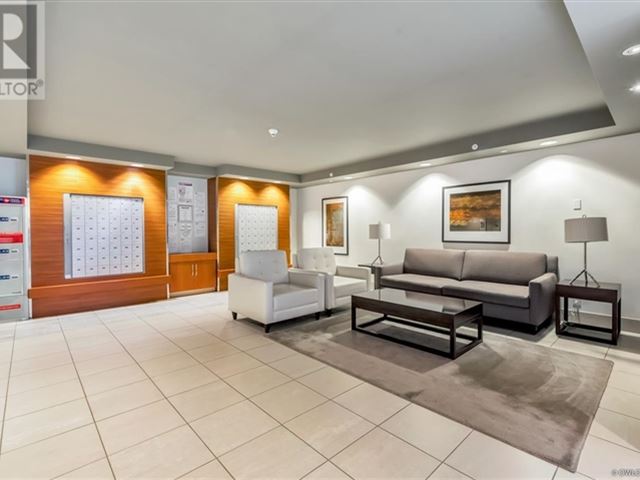 Emporio - 605 6351 Buswell Street - photo 1