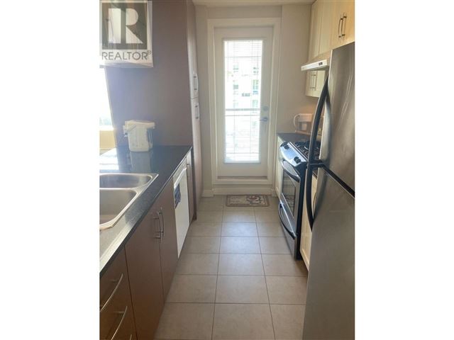 Emporio - 1506 6351 Buswell Street - photo 2