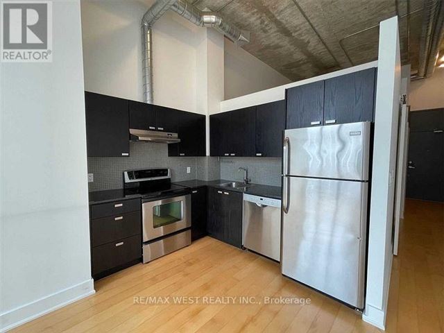 Tip Top Lofts - 512 637 Lake Shore Boulevard West - photo 2