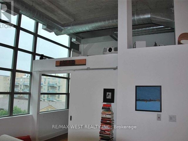 Tip Top Lofts - 424 637 Lake Shore Boulevard West - photo 3