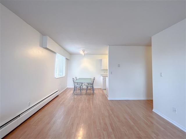 The Crestwood - 305 6380 Buswell Street - photo 2