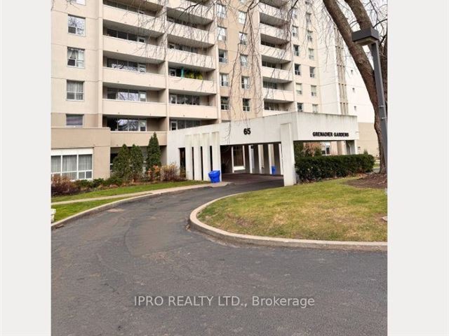 Grenadier Gardens - 606 65 Southport Street - photo 1