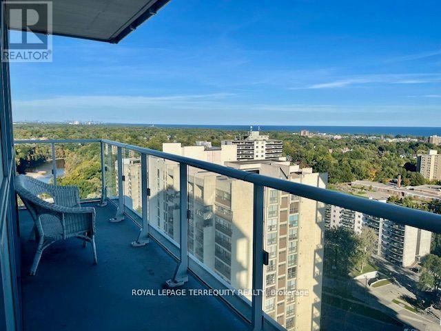 Rain Condos - 1905 65 Speers Road - photo 1