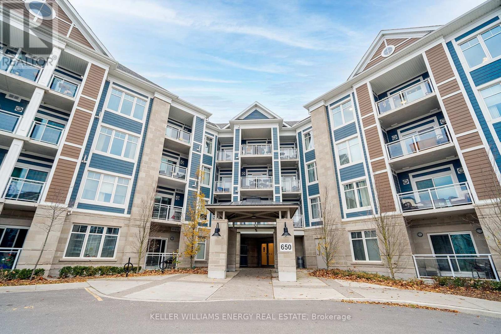 650 Gordon Street, Unit 109, Whitby — For rent @ $3,200 | CondoDork.com